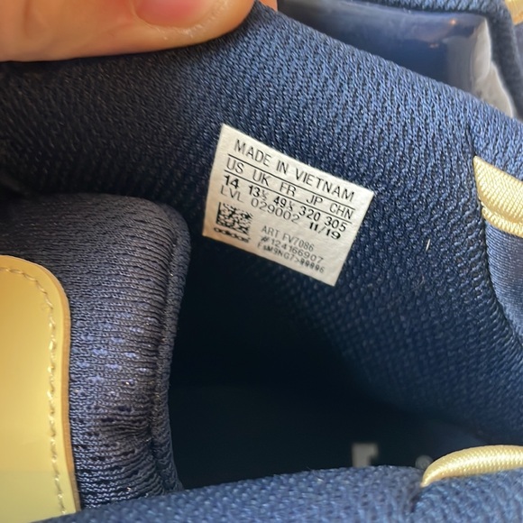 Adidas Pro Model 2G “Georgia Tech” - Picture 5 of 7